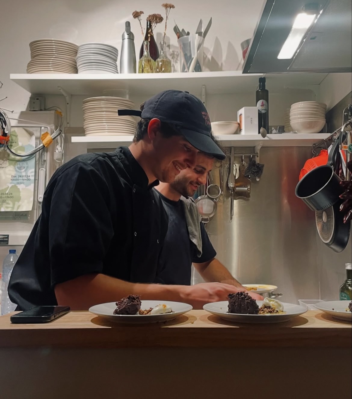 VIVEUR - Boire, Manger, Vivre – Soutenez la Création d'un Lieu Unique à Liège !